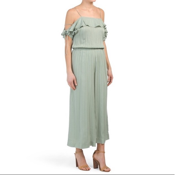 CeCe Pants - CeCe Ruffle Cropped Jumpsuit CeCe Pants - CeCe Ruffle Cropped Jumpsuit